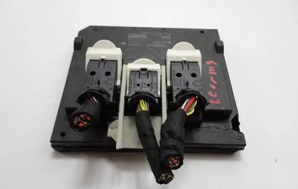 Seat Leon (5F) Comfort/convenience module 5Q0937084Q BCMPQ37H 5WK50593C
