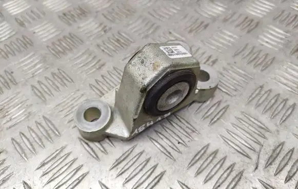 Fiat 500X Engine mounting bracket 00519910800