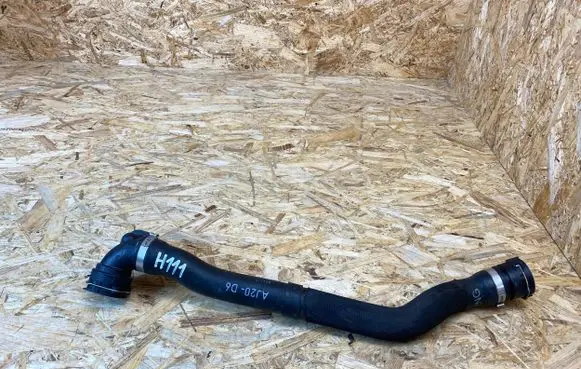 Land Rover Defender Engine coolant pipe/hose LPLA8260AD