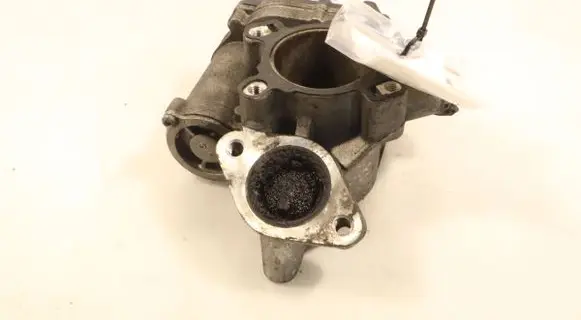 Renault Laguna III EGR valve 147100385R