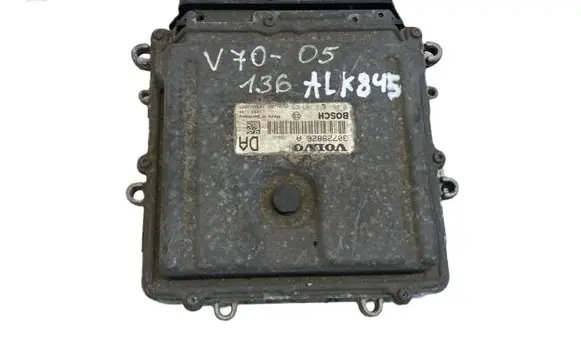 Volvo V70 Engine control unit/module 30729826A 0281012103