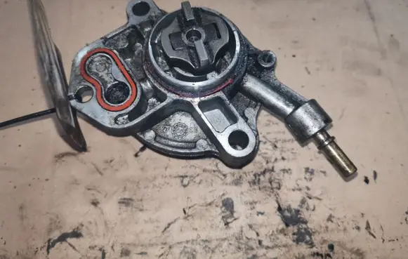 Citroen C5 Vacuum pump 9631971580