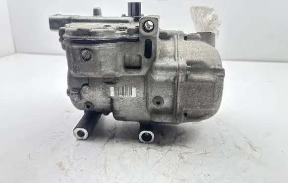 Toyota Auris E180 Air conditioning (A/C) compressor (pump) ES14C 0422001330 11S00221