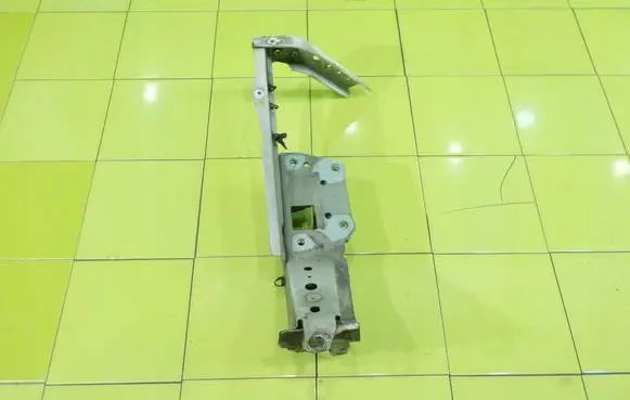 Nissan Juke I F15 Front side member WP221