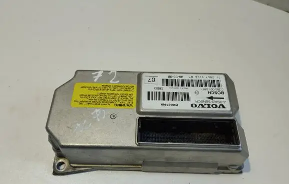 Volvo XC70 Airbag control unit/module P30667469