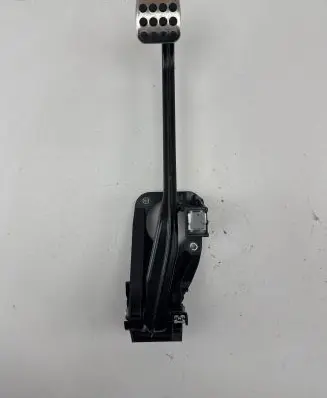 Mercedes-Benz A W176 Brake pedal A2462920307