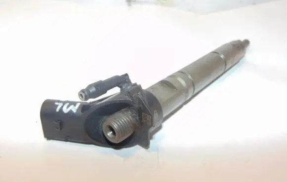 Mercedes-Benz ML W164 Fuel injector A6290700287
