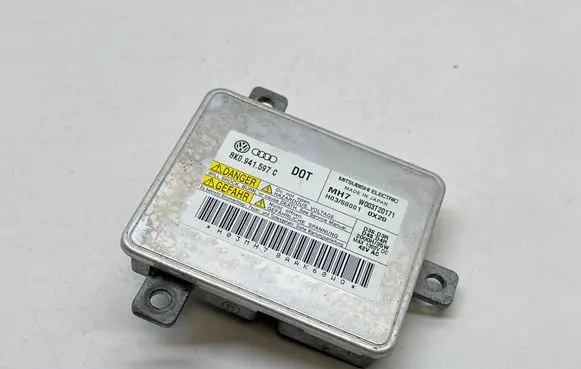 Volkswagen Sharan Headlight ballast module Xenon 8K0941597C