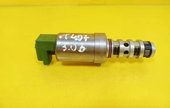 Peugeot 407 Camshaft vanos timing valve 
