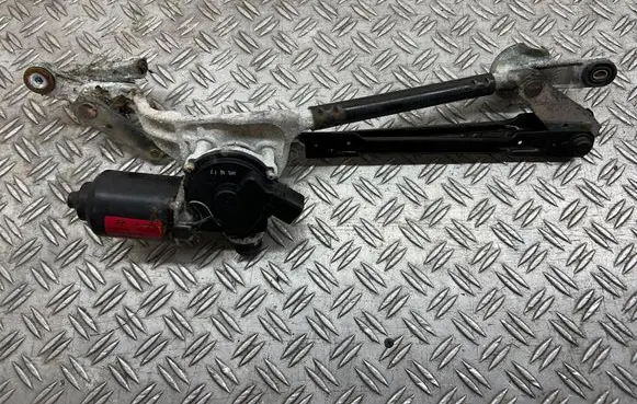 Front wiper linkage and motor