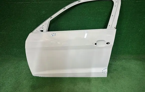Audi A1 Front door 82G831311