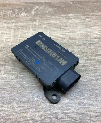 Volkswagen Touareg II Tire pressure control unit 7P6907273F