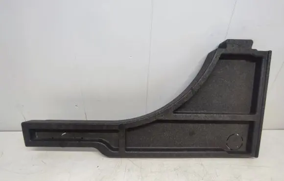 Trunk/boot floor carpet liner