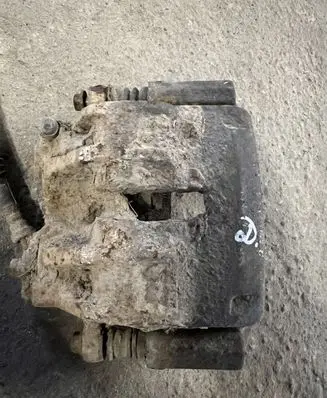 Land Rover Range Rover P38A Front brake caliper