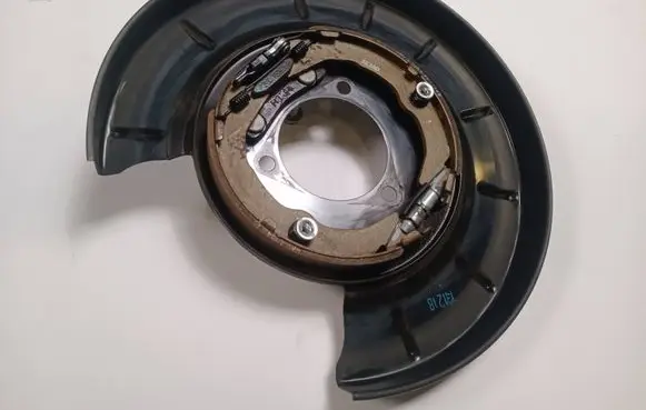 Chevrolet Camaro Rear brake disc plate dust cover 015503200