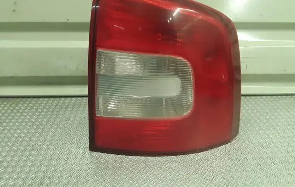 Skoda Octavia Mk2 (1Z) Rear/tail lights 1Z9945096A