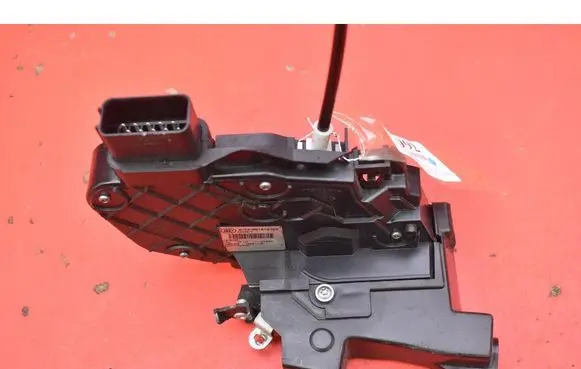 Ford Kuga I Front door lock 8V4AS21813MA