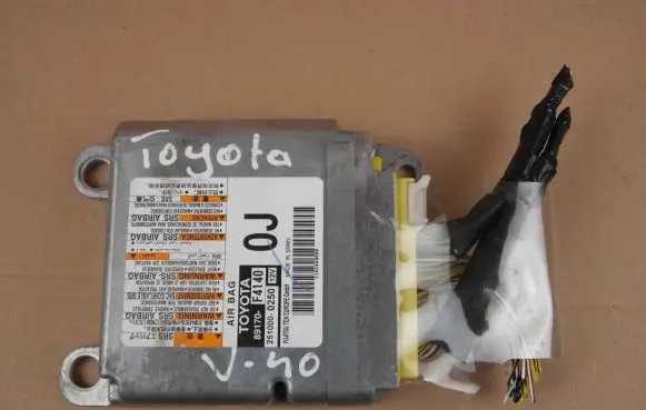 Toyota C-HR I Airbag control unit/module 89170F4140