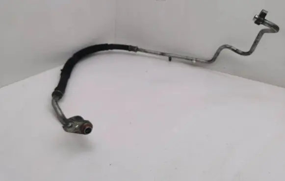Jeep Grand Cherokee (WK) Air conditioning (A/C) pipe/hose