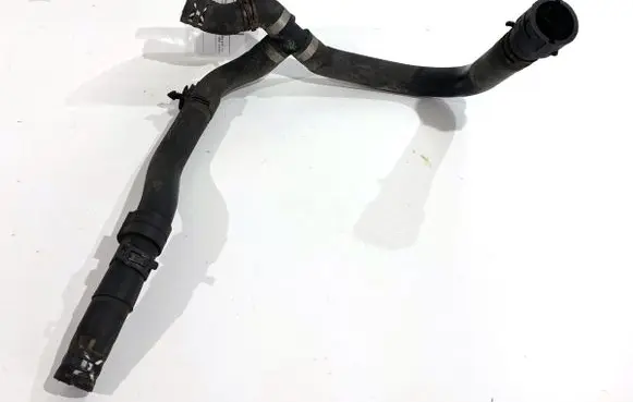 Volkswagen PASSAT B8 Engine coolant pipe/hose 5Q0122051CM