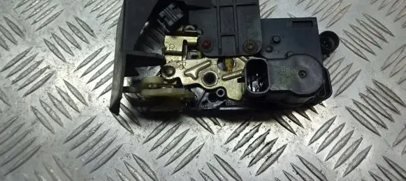 Alfa Romeo 156 Front door lock