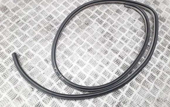 Honda Legend III KA9 Front door rubber seal