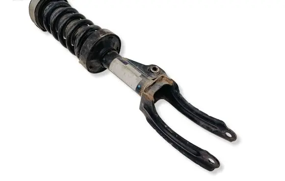 Volkswagen Touareg II Front shock absorber/damper 