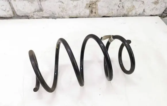 Volkswagen Golf VII Front coil spring 5QM411105C