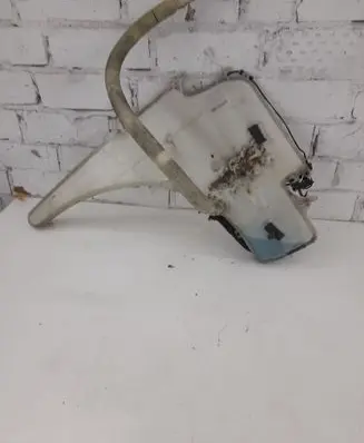 BMW 1 E81 E87 Windshield washer fluid reservoir/tank 7229535