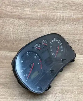 Volkswagen Golf IV Speedometer (instrument cluster) 1J0920822B 0263618182 FORDIESELLHD