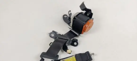 Toyota Prius+ (ZVW40) Middle seatbelt (rear) TKAB0EF927 TKAB4EF995