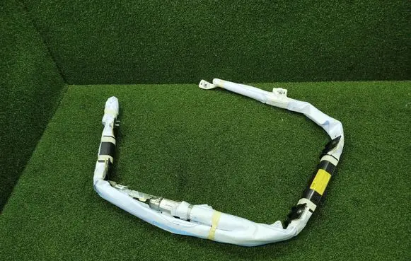 Roof airbag