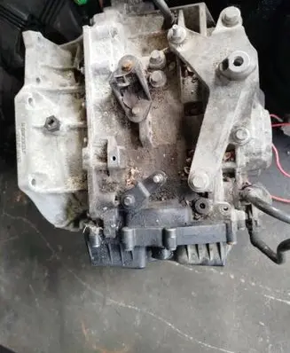 Volvo V40 Automatic gearbox 4M5R7211AEF