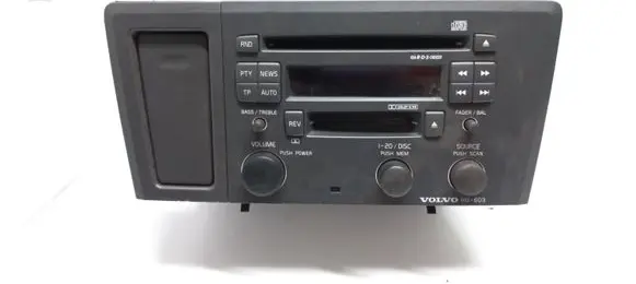 Volvo V70 Radio/CD/DVD/GPS head unit 86511521 9491792