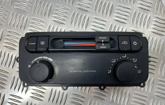 Chrysler Voyager Climate control unit 05134769AA 34769 001601490477