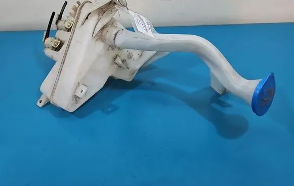 Suzuki SX4 S-Cross Windshield washer fluid reservoir/tank IMPRK1595194