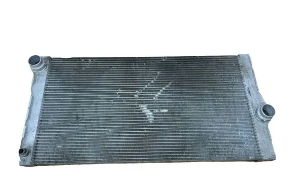 BMW 5 F10 F11 Coolant radiator 17118509176 8509176
