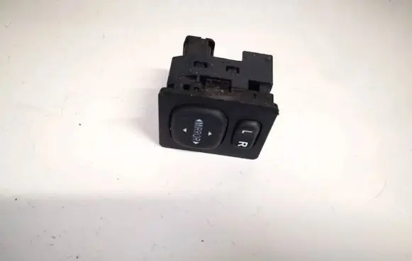 Toyota Auris E180 Wing mirror switch 183694 183640