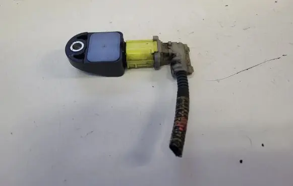 Toyota RAV 4 (XA30) Airbag deployment crash/impact sensor 8917342080