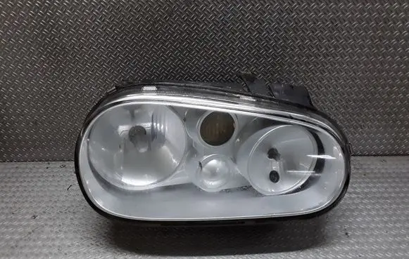 Volkswagen Golf IV Headlight/headlamp
