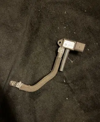 Audi A4 S4 B8 8K Air pressure sensor 0281006006
