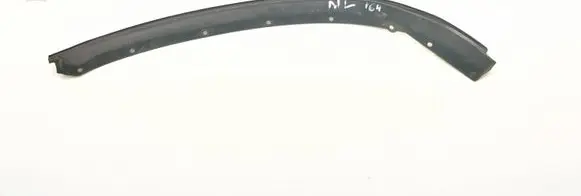 Mercedes-Benz ML W164 Front door rubber seal A1647201478