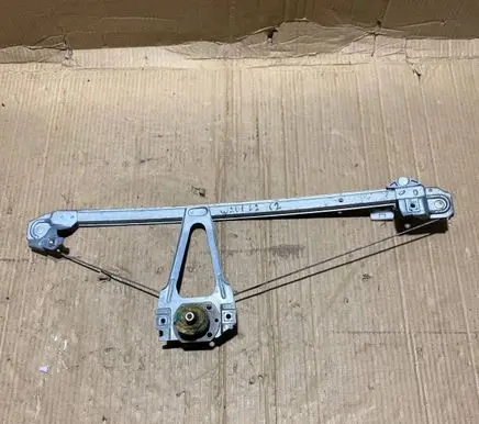 Mercedes-Benz 190 W201 Rear door manual window regulator 