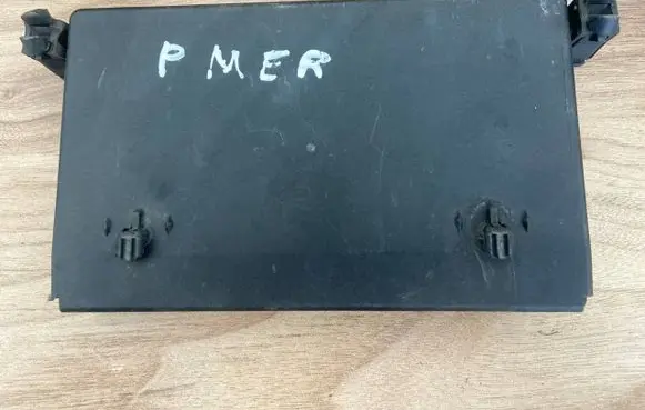 Mercedes-Benz C W203 Door control unit/module 2038205626 351324