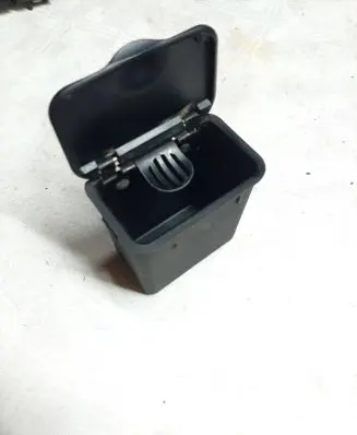Opel Zafira A Car ashtray 90580259