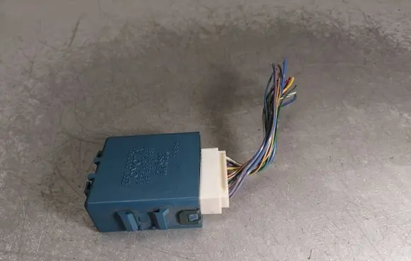 Toyota Yaris Door control unit/module 85980-52051 051500-3580