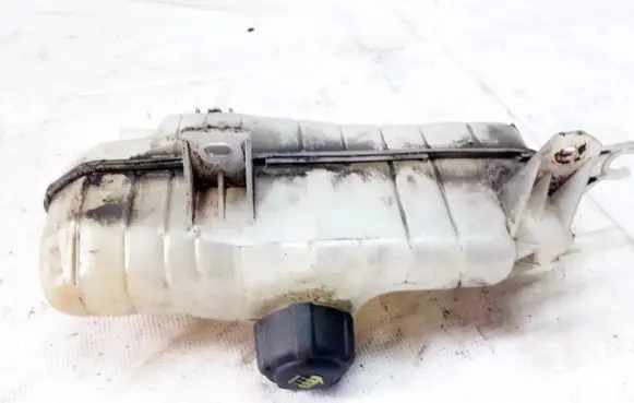Nissan Note (E11) Coolant expansion tank/reservoir 21711ax600