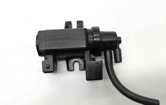 BMW X5 E70 Turbo solenoid valve 7796634