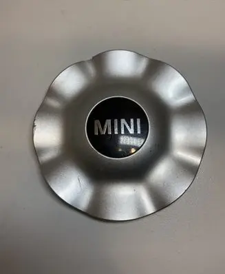 Mini One - Cooper R50 - 53 R20 wheel hub/cap/trim 6771412