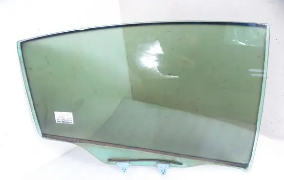 Nissan Maxima A34 Rear door window glass DOT467MO75